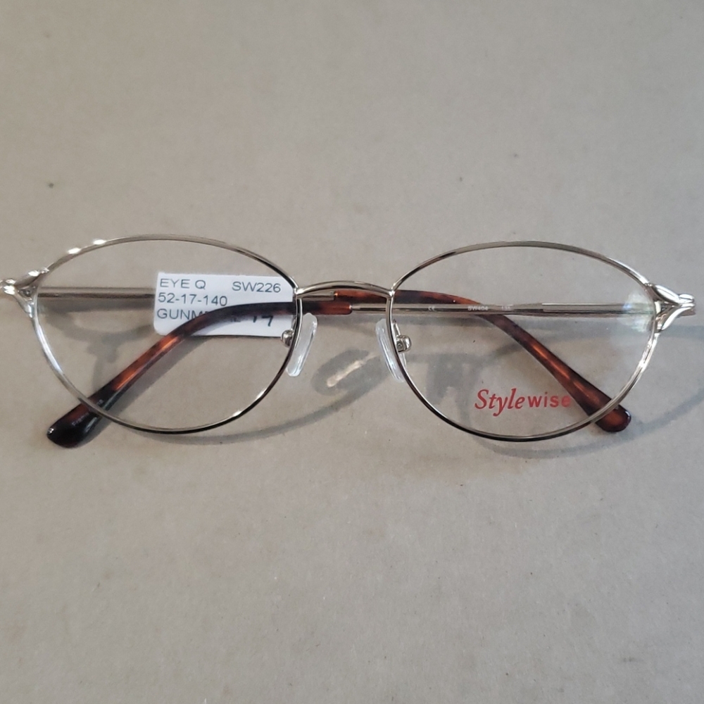 Eyeglasses